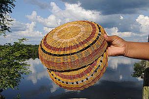 Artesanato e beleza natural são atrativos do médio rio Negro 
© WWF-Brasil / Zig Koch