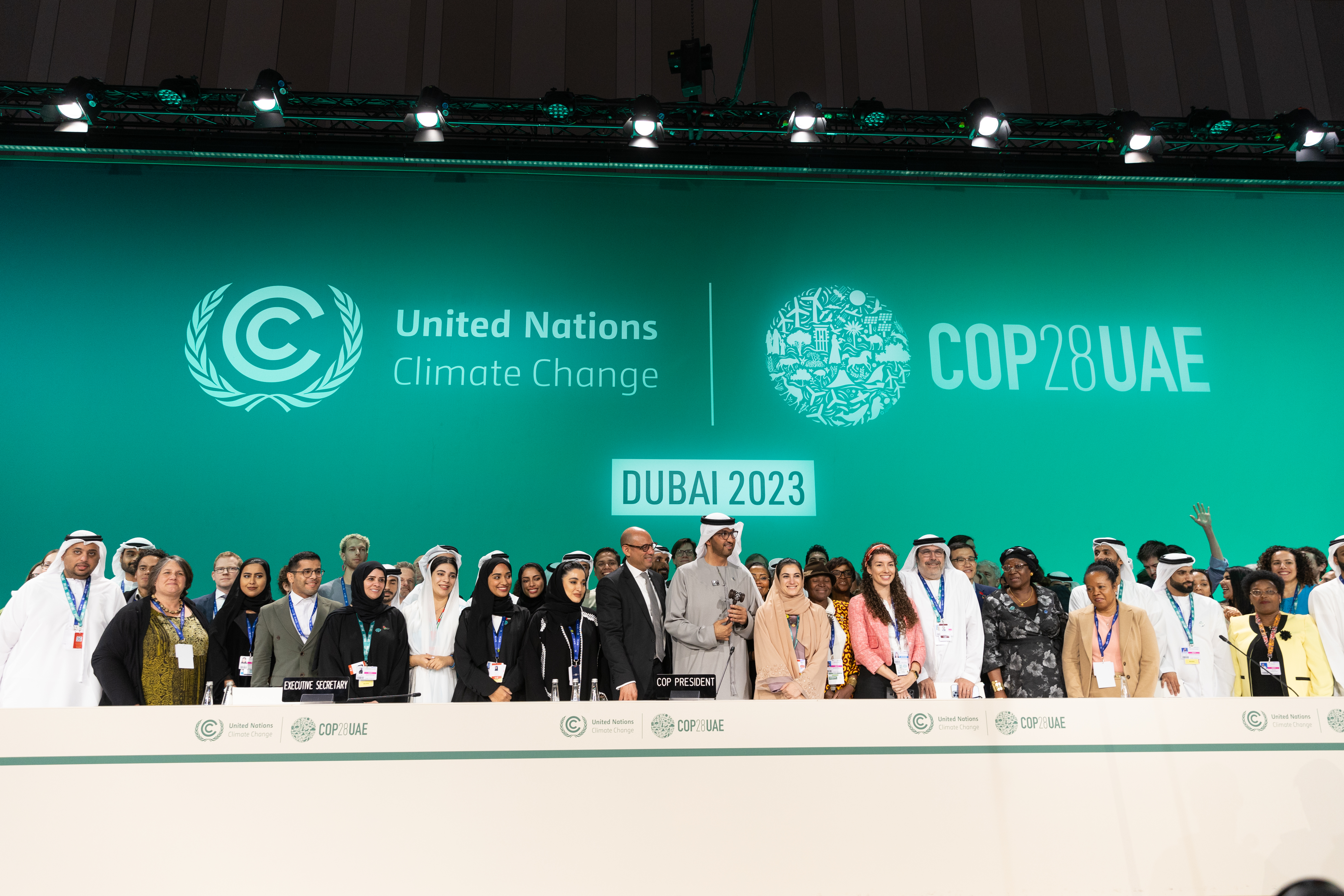 Foto do encerramento da COP 28 