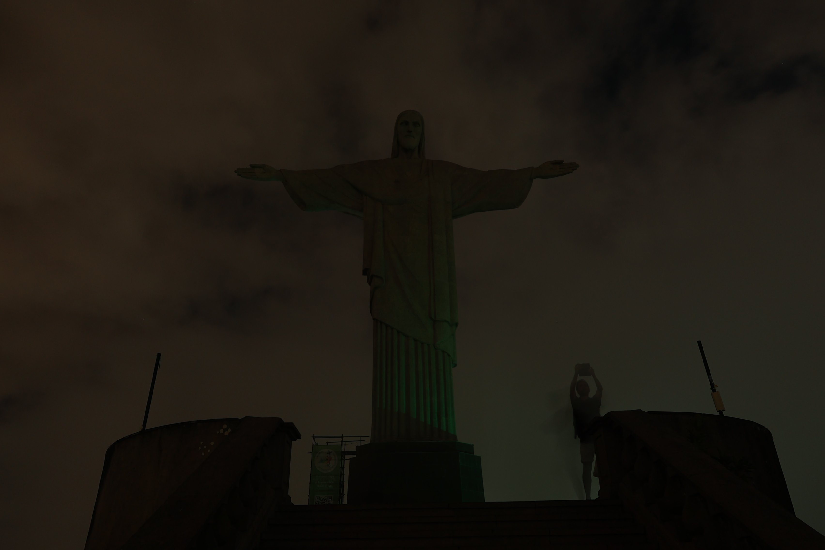 Desde 2009, Cristo Redentor faz parte da Hora do Planeta se somando a monumentos icônicos de todo o mundo. 