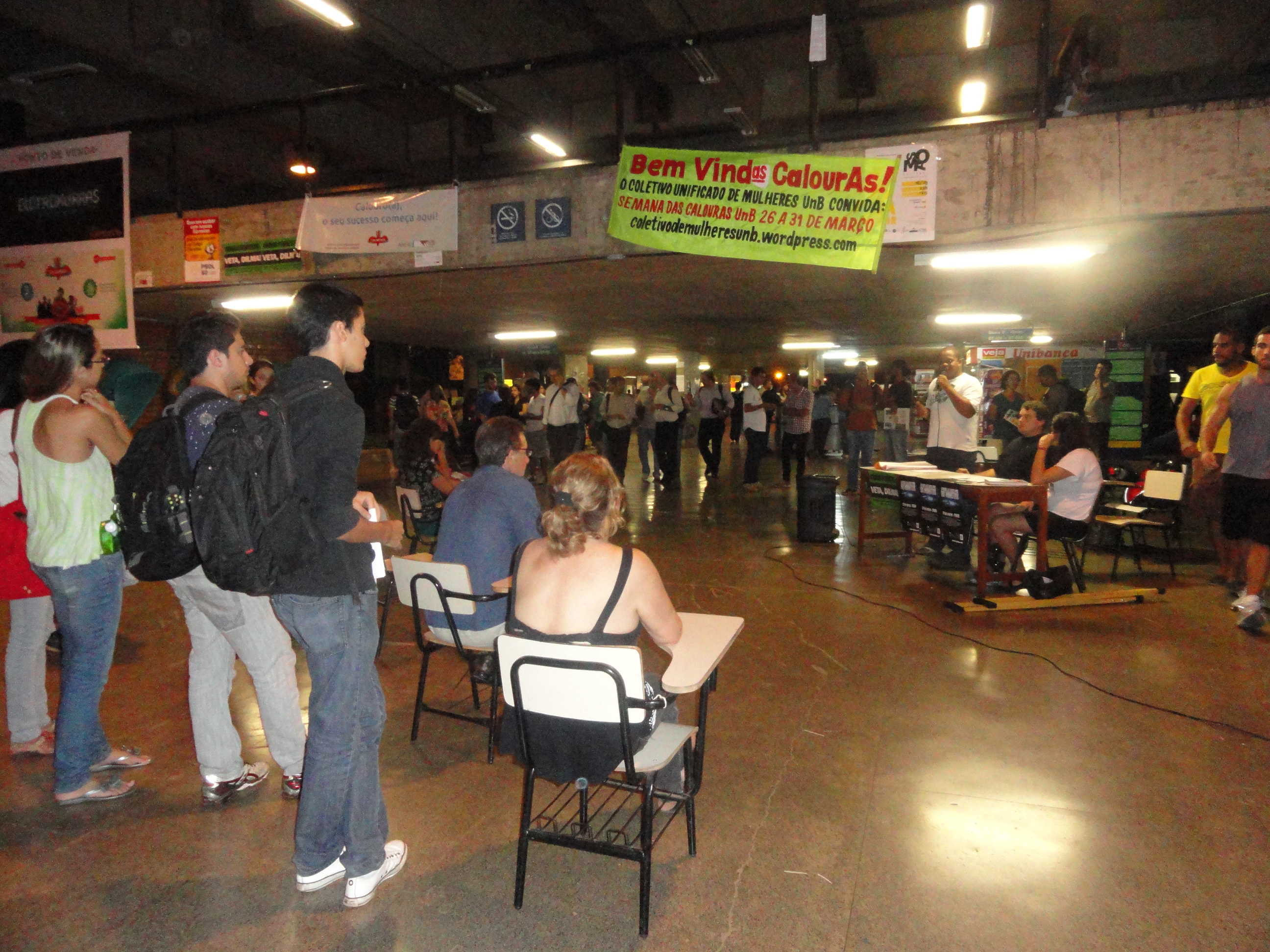 Roda de conversa ocorreu na entrada norte do ICC da Universidade de Brasília (DF)