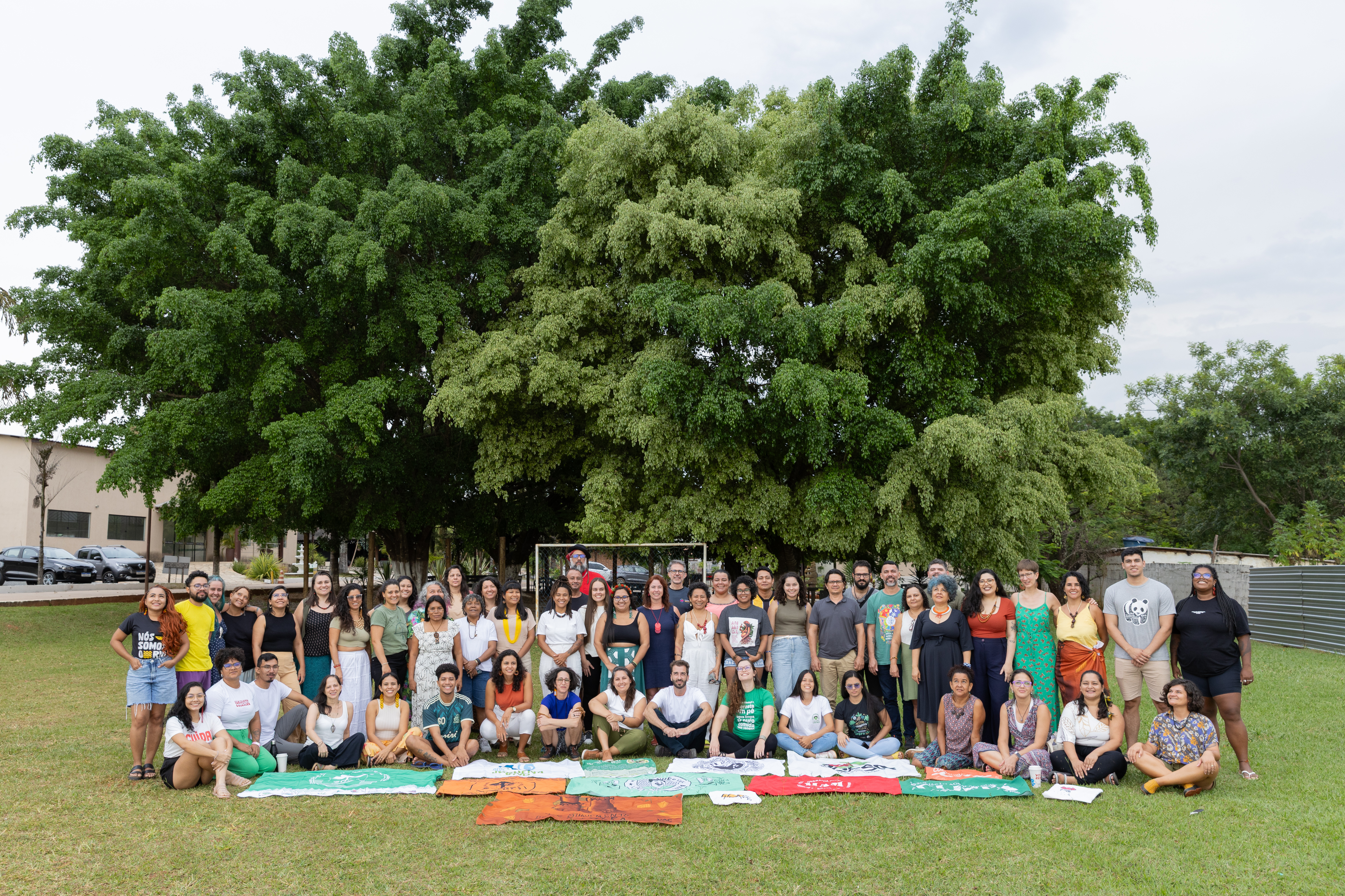 Jovens das 15 coalizões do programa durante o Fórum