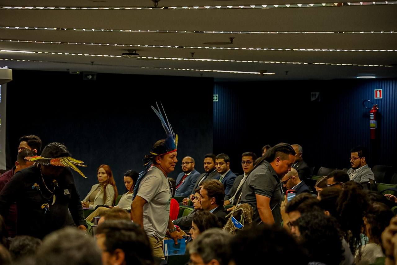 A manutenção das negociações sem a presença da APIB compromete a integridade do processo