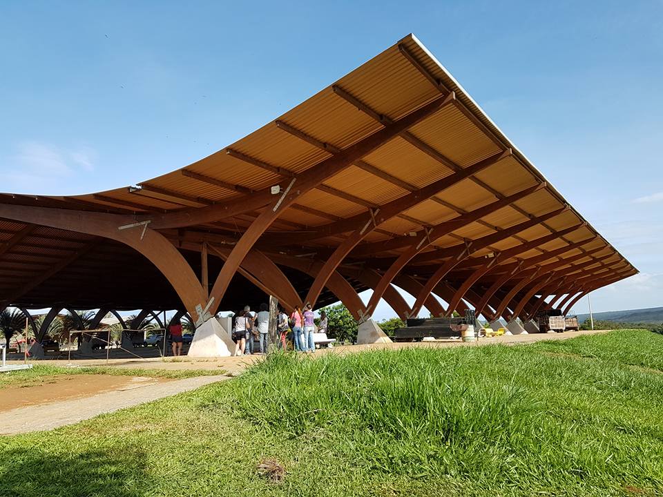 O Parque de Exposições da Granja do Torto, em Brasília (DF), é uma obra de madeira singular