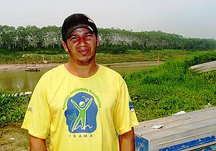 Vanderlei dos Santos, agente ambiental voluntário no município de Feijó (AC)