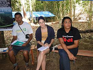 Evento contou com a participação de órgãos públicos, organizações da sociedade civil, militares, ribeirinhos e líderes indígenas